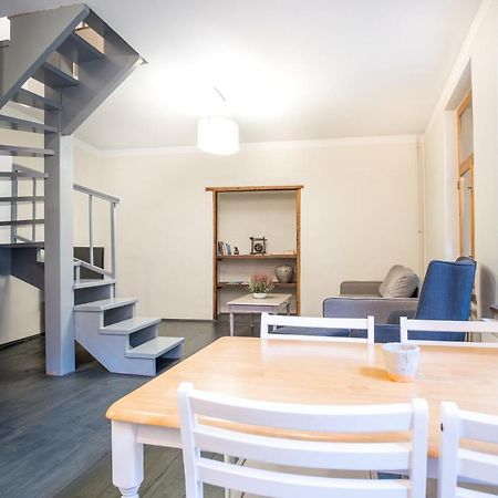 Dream Stay - Bright 2-Bedroom 2-Floor Old Town Apartment Tallinn Exterior photo