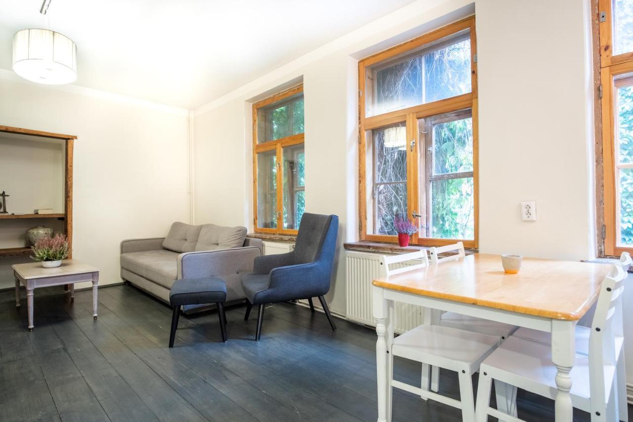 Dream Stay - Bright 2-Bedroom 2-Floor Old Town Apartment Tallinn Exterior photo